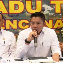 Seskab Teddy: Akses Aceh Tamiang Jalur Darat Sudah Tersambung