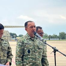 TNI Salurkan 1.547,34 Ton Bantuan Logistik untuk Korban Banjir di Sumatera