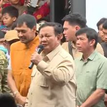 Prabowo di Aceh Tamiang: Pemerintah Kerja Keras Atasi Dampak Banjir