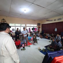 Yakinkan Warga Agam soal Hunian Tetap, Prabowo: Dibangun dengan Kualitas Baik