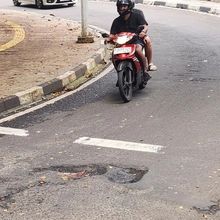 BPS: 53,81 Kilometer Jalan di Jakarta Selatan Rusak Sejak 2024