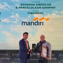 PT Bank Mandiri (Persero) Tbk Raih Nusantara Sustainability Award 2026 untuk Ekonomi Sirkular & Pengelolaan Sampah