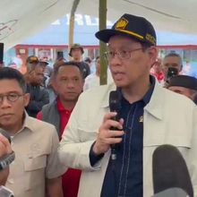Tinjau Korban Gempa NTT, Purbaya: Presiden Titip Salam untuk Masyarakat