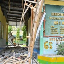 BNPB Catat 1.378 Sekolah di Flores NTT Terdampak Gempa