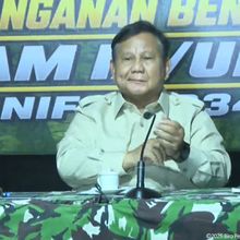Depan Prabowo, Kapolri Ungkap Anggota Polisi Urunan Rp12,68 Miliar untuk Bantu Korban Gempa NTT