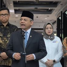 Pidato Perdana Menkeu Suahasil di Kemenkeu untuk Dirjen Bea Cukai Djaka Budi Utama