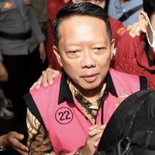 Didakwa Peras Tan Kian Rp55 M, Febrie: Kapan Perintahnya?