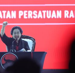 Hasto Ditahan, Megawati Larang Kepala Daerah dari PDIP Ikut Retret di Magelang