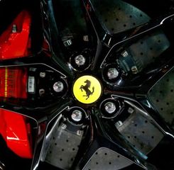 Mobil Listrik Ferrari Siap Diluncurkan pada 2025