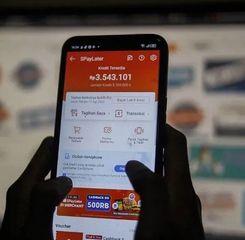 OJK Perketat Aturan, Paylater Hanya untuk Bank dan Multifinance