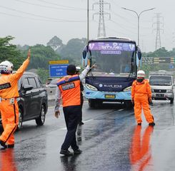 Catat, Ini Jadwal One Way Tol Jakarta-Cikampek Saat Libur Panjang Isra Miraj dan Imlek