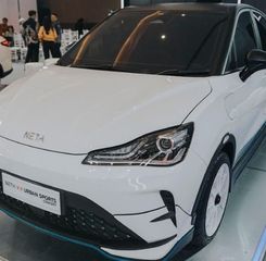 NETA Auto Indonesia Kolaborasi dengan HSR, Hadirkan NETA V-II Urban Sports Concept di IIMS 2025