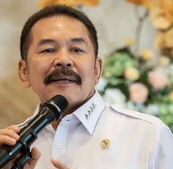 Jaksa Agung Ungkap Tekanan Berat Saat Tangani Kasus: Pernah Diancam Bekingan Jenderal Bintang 3