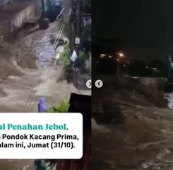 Pondok Aren Tangsel Banjir Gegara Tanggul Jebol