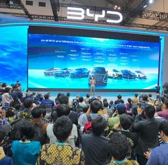 BYD Perkuat Peran Strategis Dorong Pertumbuhan Industri Otomotif Indonesia di GJAW 2025