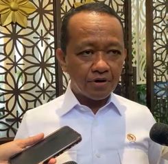 Bahlil Sebut Banjir di Sumbar Bukan Karena Tambang, Aceh dan Sumut Proses Pengecekan