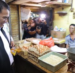 Mentan Amran Pastikan Stok dan Harga Pangan dari Telur hingga Minyak Aman Saat Nataru