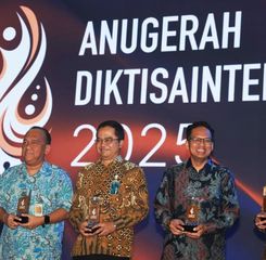 BNI Dinobatkan sebagai Mitra Strategis Kampus Digital di Anugerah Diktisaintek 2025
