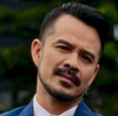 Roby Tremonti Merasa Kesindir dengan Tulisan Aurelie di Broken Strings