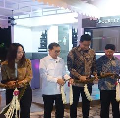 Menbud Fadli Zon Resmikan Penataan Lanskap Candi Plaosan di Klaten