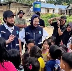 Anak-Anak Aceh Tamiang Antusias dengan MBG: Ada Daging Ayam dan Lembu, Buahnya Anggur dan Apel