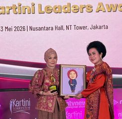 Syuastri Wijaya Raih Penghargaan Humanitarian & Social Impact Nusantara Kartini Leaders Awards