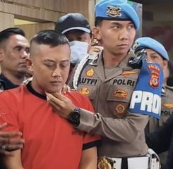 Polisi Jerat Taufik Hidayat dengan Tiga Pasal Berlapis, Terancam Hukuman 36 Tahun Penjara