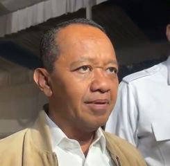 Bahlil: RI Siap Perkuat Industri Motor Listrik dengan Baterai Berbasis Nikel