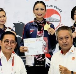 Kris Dayanti Borong Dua Medali Emas di Kejurnas Wushu Kungfu 2026