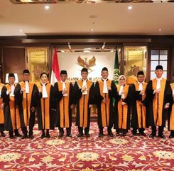 11 Hakim Agung dan 3 Hakim Ad Hoc Dilantik Ketua MA Sunarto