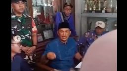 Anaknya Nggak Bisa Masuk SMA Negeri di Karawang, Orangtua Ngamuk Geruduk Sekolah