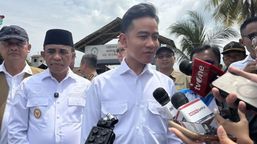 Kata Gibran Soal Roy Suryo, Dokter Tifa Dkk Ziarah ke Makam Ibu Jokowi: Terima Kasih