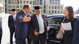 Bertemu Perdana Menteri Belarus, Menko Airlangga Dorong Penguatan Kerja Sama Energi, Pangan, dan Konektivitas