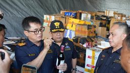 Bea Cukai dan BAIS TNI Sita 19 Ribu Botol Miras Berpita Cukai Palsu Senilai Rp12,55 M