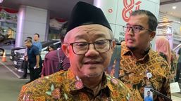 Mendikdasmen Bocorkan Kado Hari Guru: Tidak ada PHK Guru Non-ASN