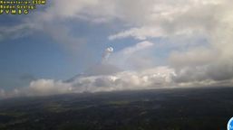 Gunung Semeru Erupsi Minggu Pagi, Kolom Abu Capai 1.000 Meter di Atas Puncak