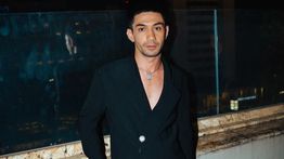 Reza Rahadian Sempat Jadi Tukang Rumput dan Dibayar Rp25 Ribu