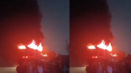 Detik-detik Kobaran Api Melalap Gudang Barang di Tambun Bekasi