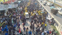 Demo Buruh Kasbi di Depan DPR RI Bikin Jalan Gatot Subroto Macet Parah