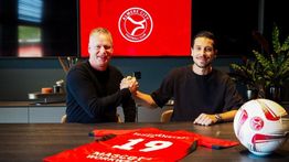 Thom Haye Resmi Gabung Almere City FC