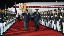 Prabowo Diterima dengan Hangat di Manila, Bahas Penguatan Kerja Sama Pertahanan dengan Filipina