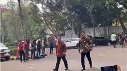 Anis Sambangi Rumah Prabowo