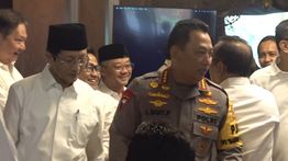 Ikuti Pembekalan Calon Menteri Prabowo, Kapolri Pakai Baju Dinas-Panglima TNI Kemeja Putih