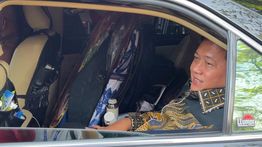 Pembekalan Hari Kedua, Calon Menteri-Wakil Menteri Prabowo Pakai Batik