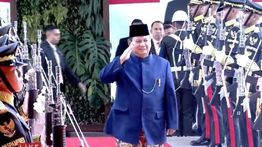 Penampilan Prabowo Jelang Dilantik Jadi Presiden