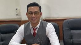 Denny Sumargo Sowan ke Kantor BPP KKS Usai Dipolisikan Suku Bugis-Makassar