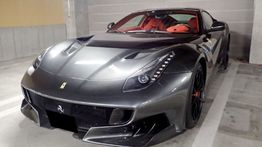 Ferrari Sitaan Wajib Pajak Dilelang, Laku Rp17,4 Miliar 