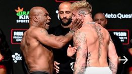 Mike Tyson Tampar Jake Paul Jelang Duel Kontroversial di Texas