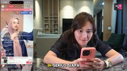 Tuai Pujian, Ayu Ting Ting Join Live Dagangan UMKM Borong Produk yang Masih Sepi Peminat dan Beri Iklan Gratis