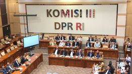 DPR Umumkan 5 Pimpinan dan 5 Dewan Pengawas KPK Hari Ini